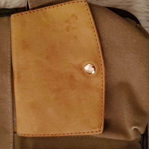 VETELLI Men's Brown Leather Toiletry Bag - Picture 8 of 11